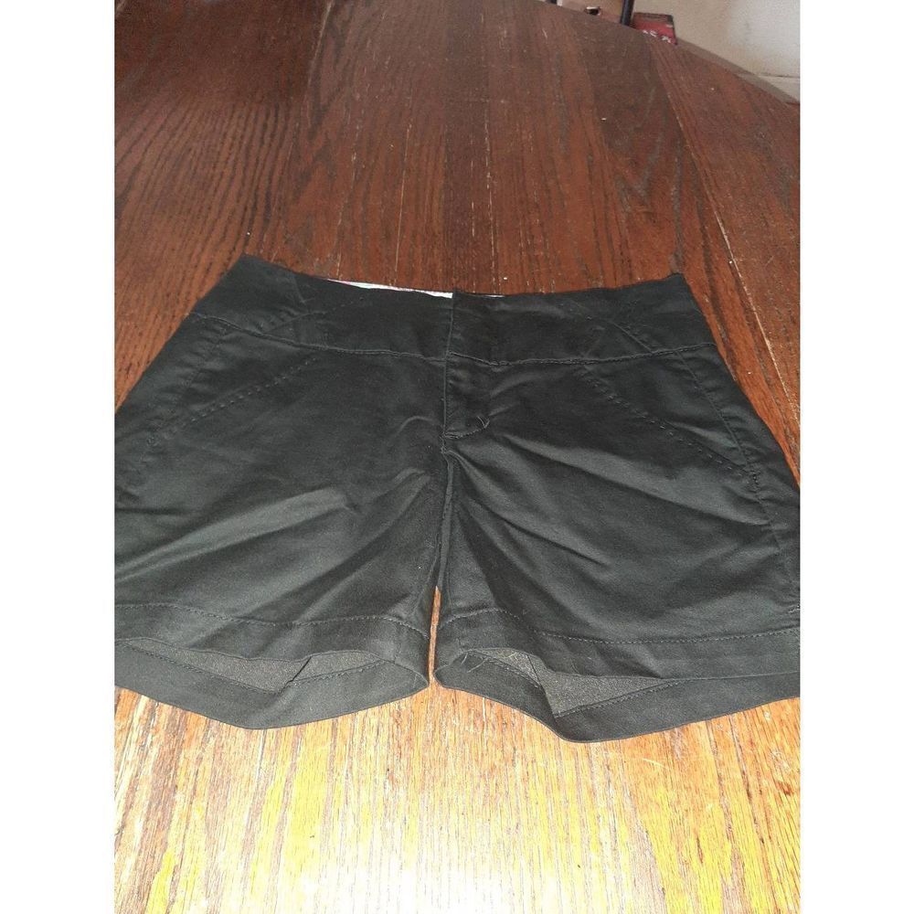 Juniors Jr Size 1 Copper Key Black Low Rise Short Shorts with Pockets